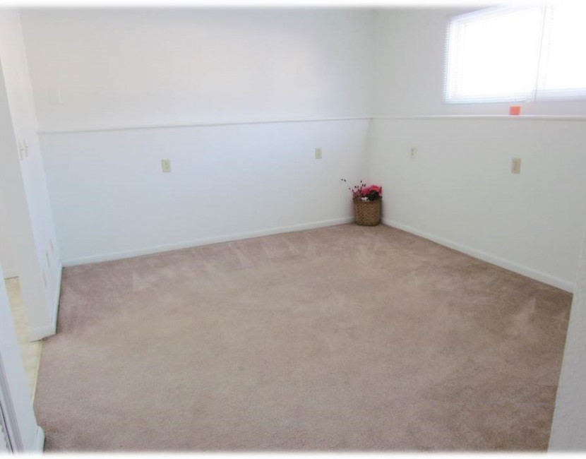 Living room - Lower